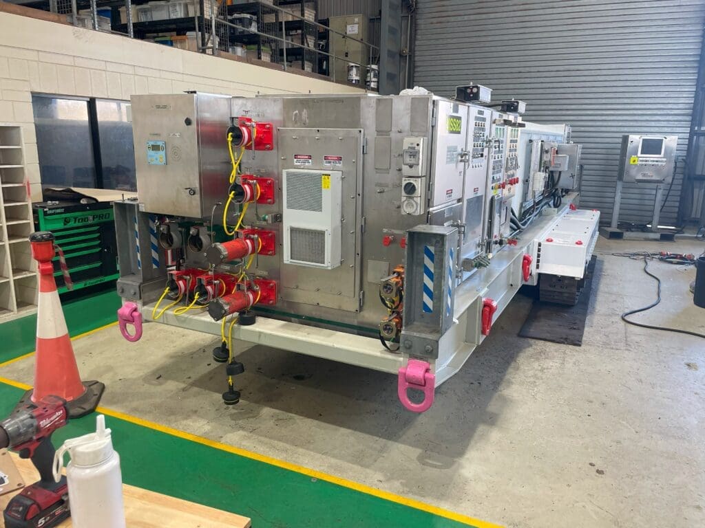 EQUIPMENT hire rev 1_html_bf84e2f6